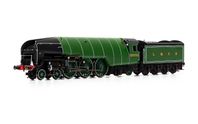 Hornby OO R3842 LNER (Promotioinal) Class W1 LNER Green