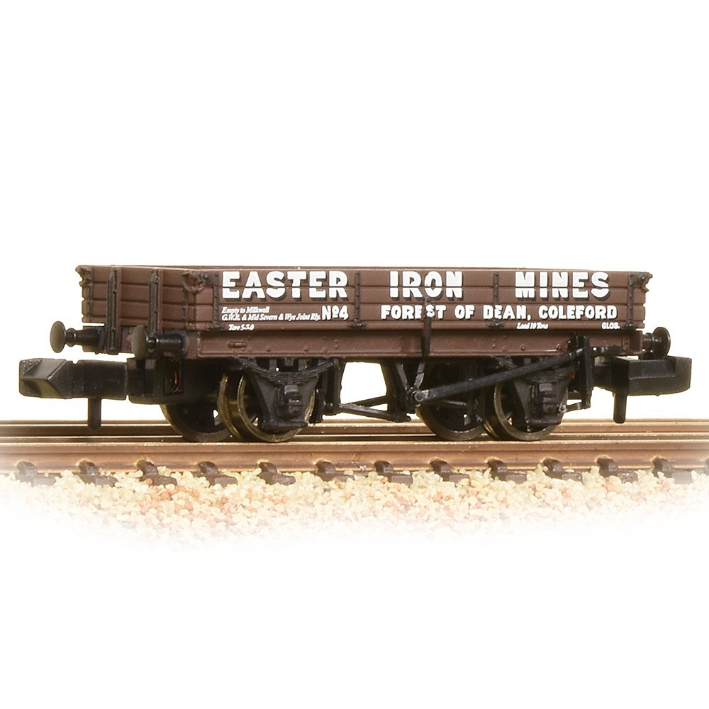 Farish N 377506 3 Plank Wagon Easter Iron Mines
